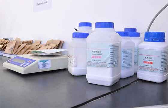 Various-Kind-of-Flotation-Reagents.jpg Various-Kind-of-Flotation-Reagents.jpg