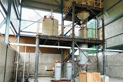 On-site-view-of-a-gold-ore-leaching-system