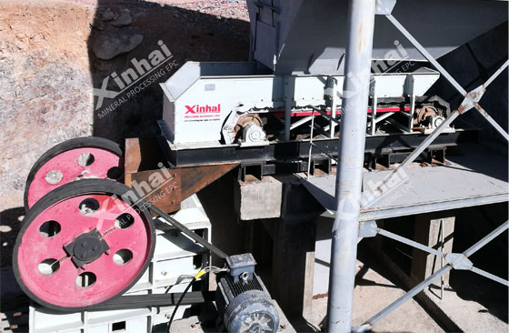 A jaw crusher works in Morocco's 500tpd silver ore dressing plant.jpg